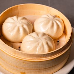 Min's Dumpling - Steamed Custard Buns (3pcs)