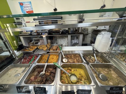 Max's Restaurant Chicago, Cuisine of the Philippines by null