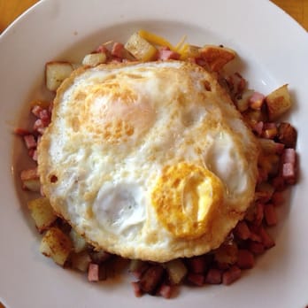 Aviator's - The aviator! Lots of ham :) - Breakfast & Brunch Near Me - Sacramento, California