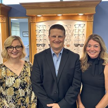 Illinois Eye Associates - Dr. Lindsey Rector, Dr. Jeff Pietrzyk, and Dr. Christa Pietrzyk. - Optometrists Near Me - Manhattan, Illinois Illinois Eye Associates - Dr. Lindsey Rector, Dr. Jeff Pietrzyk, and Dr. Christa Pietrzyk. - Optometrists Near Me - Manhattan, Illinois
