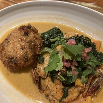 Peche Seafood and Grill - Shrimp and grits cakes - Seafood Near Me - New Orleans, Louisiana Peche Seafood and Grill - Shrimp and grits cakes - Seafood Near Me - New Orleans, Louisiana