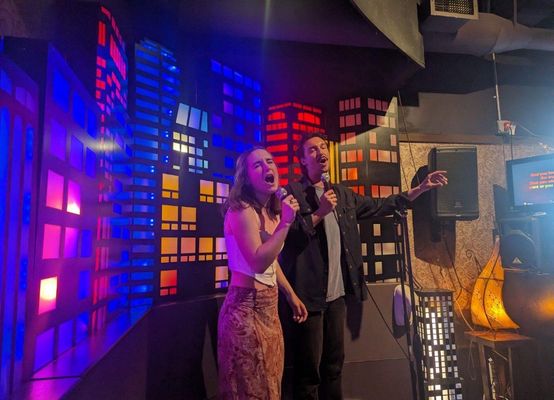 Festa Wine & Cocktail Lounge - Karaoke by null