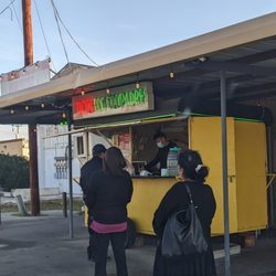 Tacos Los Compadres
