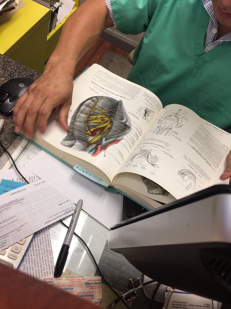 DR SHI ACUPUNCTURE CENTER 10 Photos & 10 Reviews 5802 N University