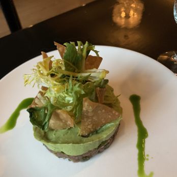 Vela Kitchen - Tuna tartare - New American Near Me - Pleasantville, New York