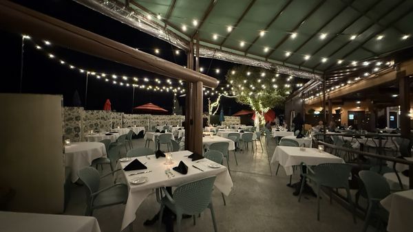 Mitch's on El Paseo by null