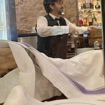 Settimio all'Arancio - Hustling service at lunch - Italian Near Me - Rome, RM