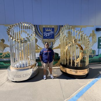 Kauffman Stadium - Stadiums & Arenas Near Me - Kansas City, Missouri Kauffman Stadium - Stadiums & Arenas Near Me - Kansas City, Missouri