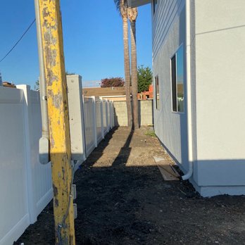 Lepi Construction - New vinyl fence. - Masonry/Concrete Near Me Lepi Construction - New vinyl fence. - Masonry/Concrete Near Me