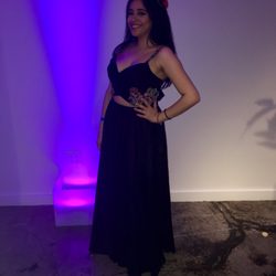 Susie's Tailor Shop - Absolutely amazing and affordable tailoring done by Ms.Susie! Truly made our senior a night to remember!