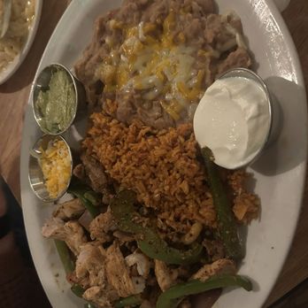 Chala's Wood Fire Grill - Chicken fajitas - Mexican Near Me - Mesilla, New Mexico