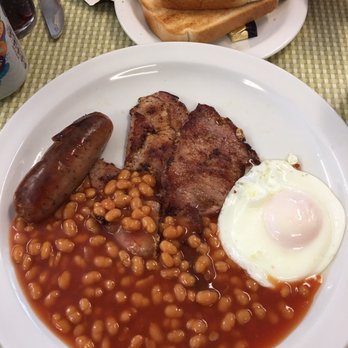 Regency Café - Set breakfast with beans and toast - Cafes Near Me - London, XGL