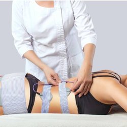 Rocaderm Clinic - Beauty Spa
Five-stars exclusive beauty services for your face and body, covering everything from body contouring to enhanced brows.