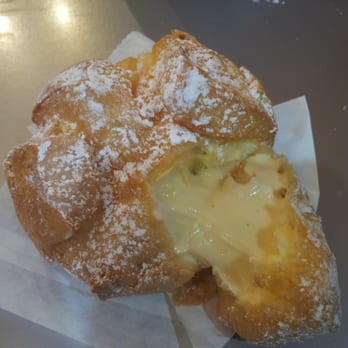 Beard Papa's - vanilla cream puff $2.25 - Desserts Near Me - San Mateo, California