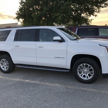 Avis Car Rental - White GMC YUKON XL. Smooth ride. Luxury. 214-469-2365 - Car Rental Near Me - The Colony, Texas Avis Car Rental - White GMC YUKON XL. Smooth ride. Luxury. 214-469-2365 - Car Rental Near Me - The Colony, Texas
