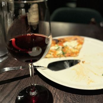 Moderna Bar & Pizzeria - Ripasso & Vodka+Burrata - Pizza Near Me - Austin, Texas Moderna Bar & Pizzeria - Ripasso & Vodka+Burrata - Pizza Near Me - Austin, Texas