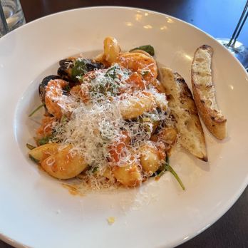 Green Line Kitchen And Cocktails - Seafood Diablo - Wine Bars Near Me - Fort Thomas, Kentucky Green Line Kitchen And Cocktails - Seafood Diablo - Wine Bars Near Me - Fort Thomas, Kentucky