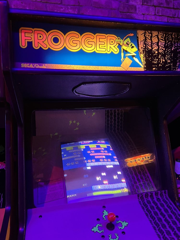 Social spots from Free Play Bar Arcade