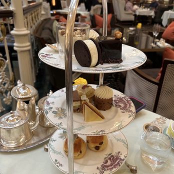 Savoy Hotel - Hotels Near Me - London, XGL