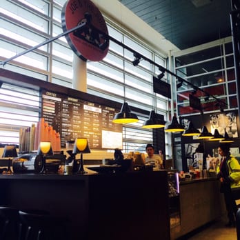 Joe & the Juice terminal 3 - Juice Bars & Smoothies Near Me - Kastrup, 84 Joe & the Juice terminal 3 - Juice Bars & Smoothies Near Me - Kastrup, 84