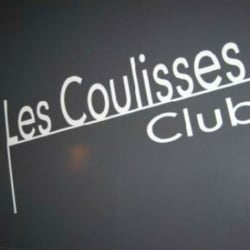 Les Coulisses