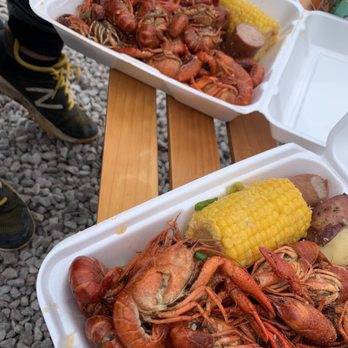 The Austin Winery - Viet Cajun boiled crawfish - Wine Tasting Room Near Me - Austin, Texas The Austin Winery - Viet Cajun boiled crawfish - Wine Tasting Room Near Me - Austin, Texas
