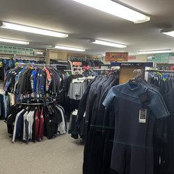 Heritage Surf & Sport - Wetsuit room