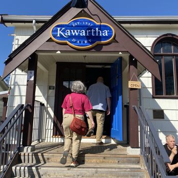 Kawartha Dairy - Ice Cream & Frozen Yogurt Near Me - Britannia beach, British Columbia