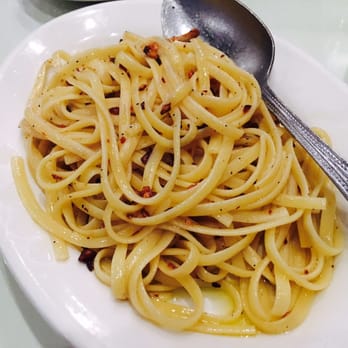 Andino's - Side Fettuccini w/garlic & olive oil - Italian Near Me - Providence, Rhode Island
