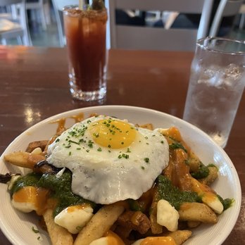 Full Belly - Barbacoa Poutine - Breakfast & Brunch Near Me - San Antonio, Texas