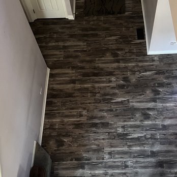The Home Depot - Finished product tile.. Now to clean up and paint the walls.. - Hardware Stores Near Me - Bolingbrook, Illinois