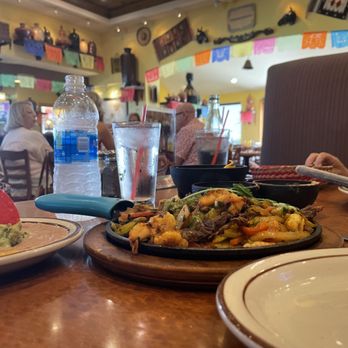 Lindo Michoacan - Ambiance. - Mexican Near Me - Henderson, Nevada Lindo Michoacan - Ambiance. - Mexican Near Me - Henderson, Nevada