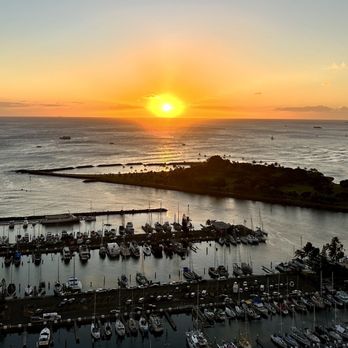 Prince Waikiki - Sunset view from the 32nd Club floor - Hotels Near Me - Honolulu, Hawaii