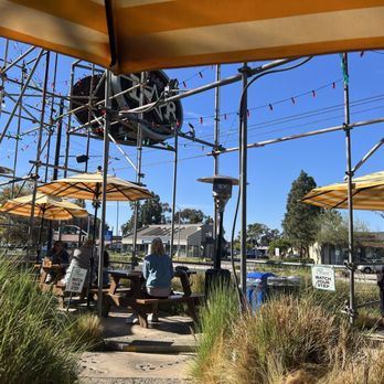 Seabirds Kitchen - Outdoor dining - Vegan Near Me - Costa Mesa, California Seabirds Kitchen - Outdoor dining - Vegan Near Me - Costa Mesa, California