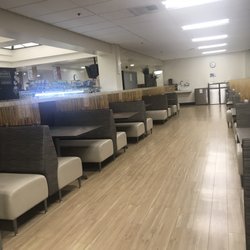 The Kitchen Table - Good amount of bench seating