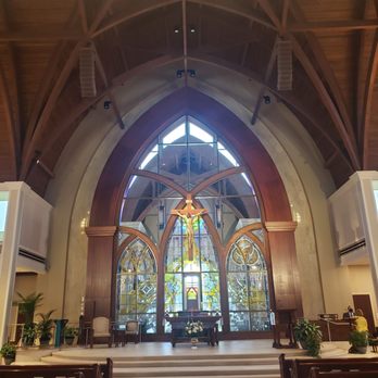 St George Catholic Church - Very aesthetic sanctuary! And behind the glass and Tabernacle is their adoration chapel, which is such a great prayer space! - Elementary Schools Near Me - Baton Rouge, Louisiana St George Catholic Church - Very aesthetic sanctuary! And behind the glass and Tabernacle is their adoration chapel, which is such a great prayer space! - Elementary Schools Near Me - Baton Rouge, Louisiana