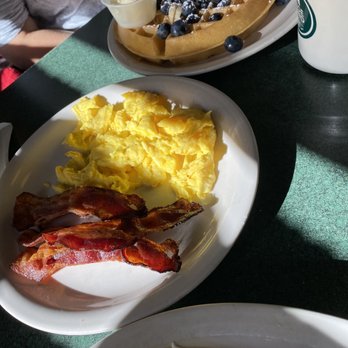 Metro Diner - Belgian Waffles bacon & eggs - American Near Me - Bensalem, Pennsylvania Metro Diner - Belgian Waffles bacon & eggs - American Near Me - Bensalem, Pennsylvania