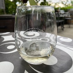 Elephant Island Winery - The Rockstar ($10.00); 2021 pear