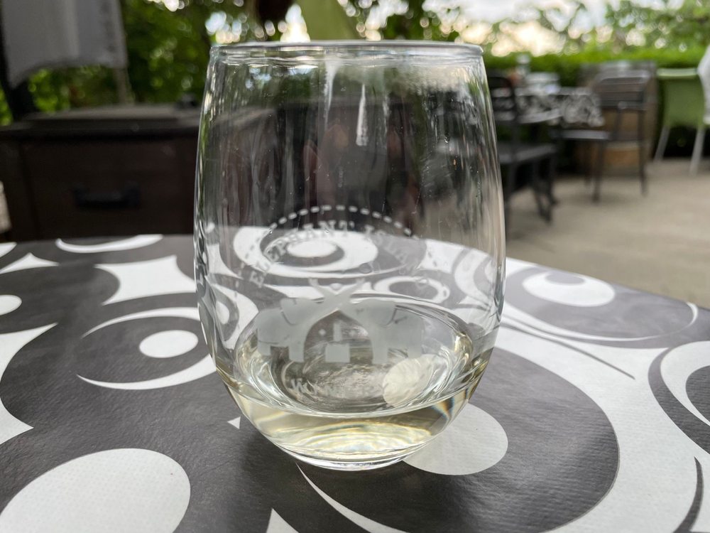 Elephant Island Winery Logo
