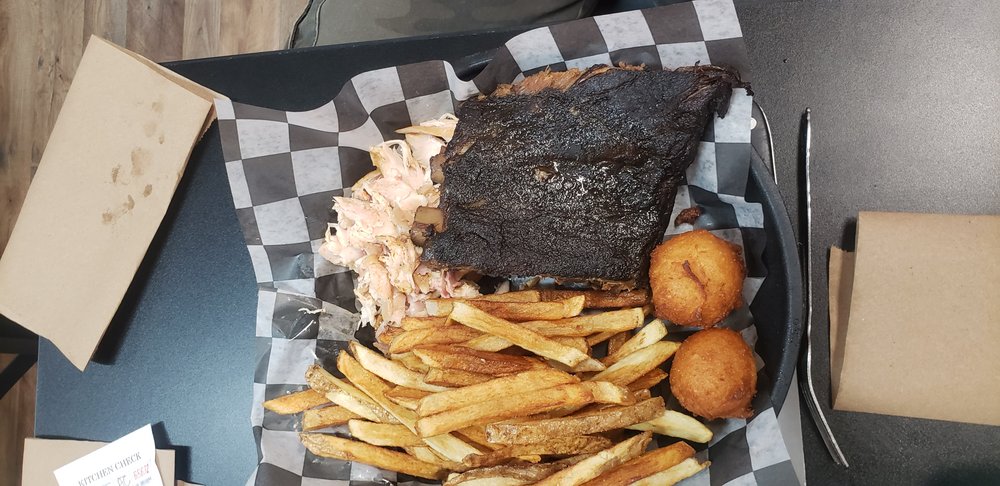Kellie Ann's BBQ Logo
