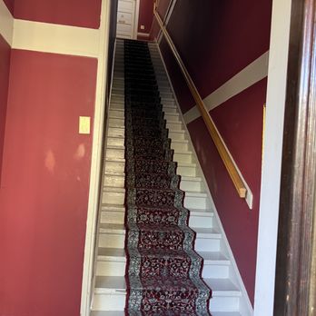 Union Square Guest Quarters - Stairway to the rooms above a bar - Hotels Near Me - El Dorado, Arkansas Union Square Guest Quarters - Stairway to the rooms above a bar - Hotels Near Me - El Dorado, Arkansas