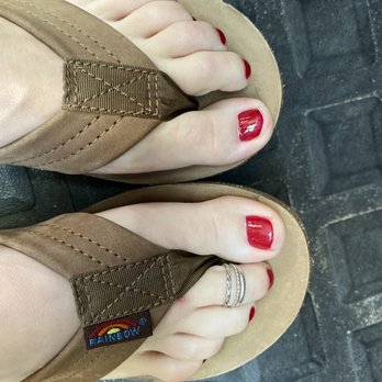 Captivate Nail Spa - Regular pedicure with the royal package - Nail Salons Near Me - Fullerton, California