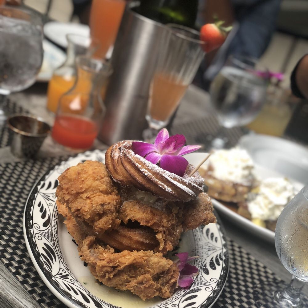 Barrio - Fried Chicken & Churros* - Mexican Near Me - Chicago, Illinois Barrio - Fried Chicken & Churros* - Mexican Near Me - Chicago, Illinois