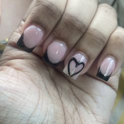 Nail Bar