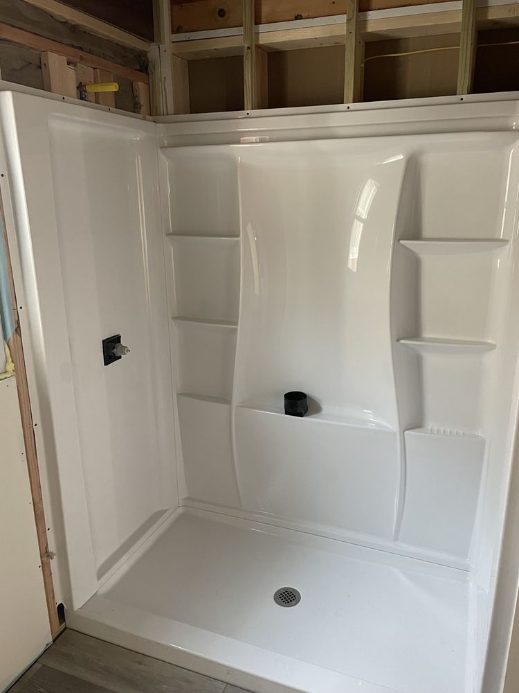 Slide of Aqua Plumbing Pros