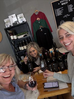 Stottle Winery Tasting Room - Hoodsport by null