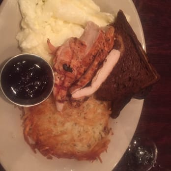 Edina Grill - Breakfast Americano - American Near Me - Edina, Minnesota