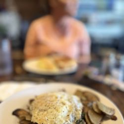 Fine Arts Bistro - Breakfast Bowl
