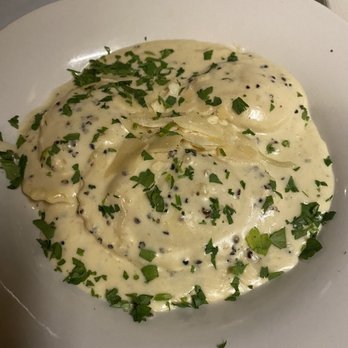 Trattoria Totaro - Lobster ravioli appetizer with pepper cream sauce. Not very lobster tasting, needed salt, but not bad - Italian Near Me - Conshohocken, Pennsylvania