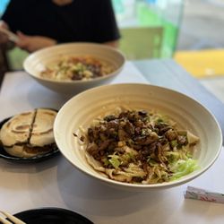 Cumin lamb hand pulled noodle and pork bun (juicy)